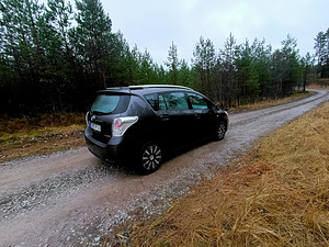 Toyota Verso (5 фото из 12)