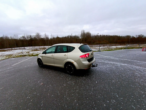 SEAT ALTEA XL (6 foto / 8)