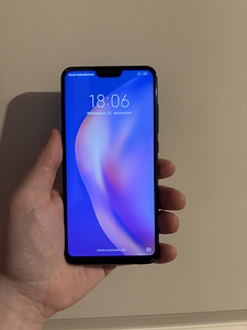 Xiaomi Mi 8 Lite (1 foto / 2)