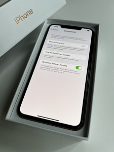 iPhone XS Max 64GB Gold (4 foto / 4)