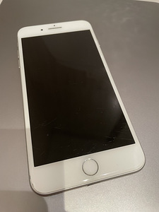 iPhone 8 Plus, 256 ГБ, серебристый (1 фото из 5)