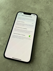iPhone 13 128GB Black (4 foto / 4)