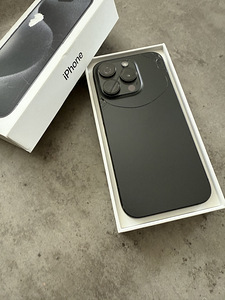 iPhone 15 Pro 256GB Black Titanium (4 foto / 4)