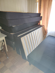 Продам кушетки (3 фото из 5)