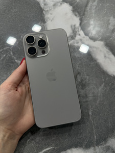 iPhone 15 pro max 256gb (1 foto / 3)