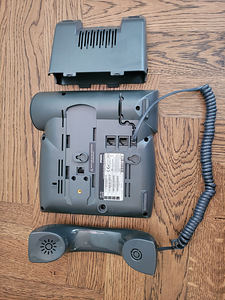 Lauatelefon Cisco SPA502G (2 foto / 2)