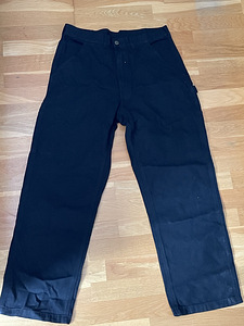 Carhartt mustad püksid (4 foto / 4)