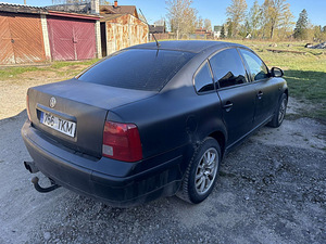 Volkswagen Passat 1.9 81kw 08.24 (4 foto / 5)