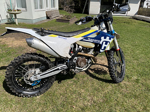 Enduro Husqvarna FE 350 2017 (2 foto / 4)