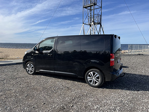 Müüa Peugeot Traveller (4 foto / 11)