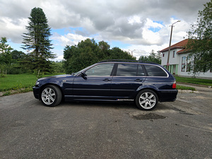 BMW 330d Xdrive, manual (3 foto / 9)