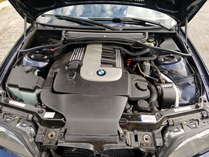 BMW 330d Xdrive, manual (6 foto / 9)