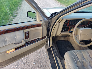 Chrysler New Yorker Fifth Avenue (9 foto / 11)
