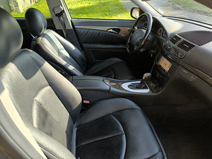 MERCEDES-BENZ E 270 CDI T (4 foto / 6)