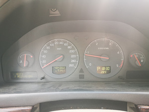 M: Volvo s80 2.5 tdi (7 foto / 7)