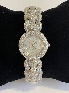 Женские наручные часы Christophe-Claire из белого золота