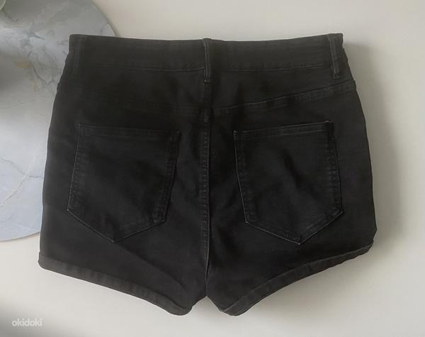 Черные джинсовые шорты (фото #2)