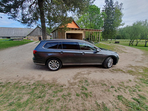 Volkswagen Passat 2.0 140kw 4x4 2015a. (4 foto / 15)