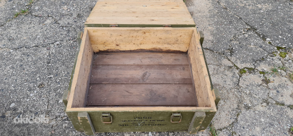 Коробка для сигнальных ракет (фото #2)