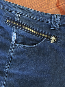 Armani Jeans seelik (2 foto / 3)
