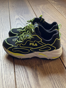 Кроссовки fila 36.5 (1 фото из 2)