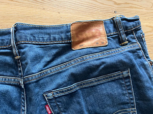 Levis teksad, 46 suurus (4 foto / 4)