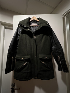 Mantel S/XS River Island (3 foto / 4)