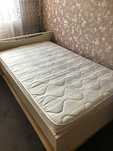 Продам матрас 200×120×20 (1 фото из 1)