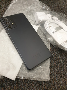 Samsung Galaxy A72 128Gb Black (1 foto / 2)