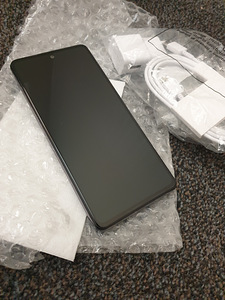 Samsung Galaxy A72 128Gb Black (2 foto / 2)