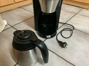 Кофеварка Philips HD7546 (2 фото из 3)