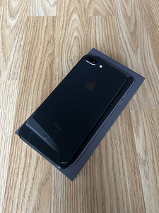 iPhone 8+ 128GB, space gray (1 foto / 3)