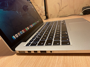 Продать MacBook Pro 15 2015 г. (7 фото из 10)