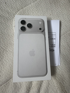 Apple iPhone 17 Pro Max 256GB Silver (1 foto / 1)