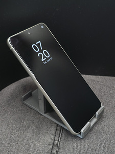 Samsung Galaxy S21 FE 5G (1 фото из 10)