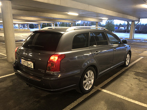 Toyota Avensis 2.2 130kw D-Cat (3 foto / 11)