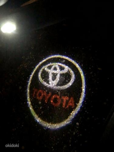 Toyota Avensis 2.2 130kw D-Cat (foto #9)