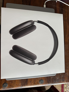 AirPods Max Space Gray