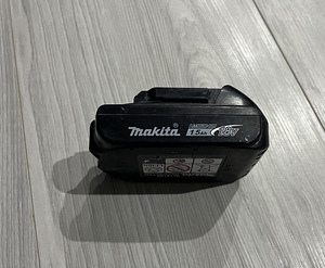 Аккумулятор Makita (1 фото из 1)