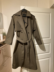 Massimo Dutti uus oversized trenchcoat, S suurus (1 foto / 3)