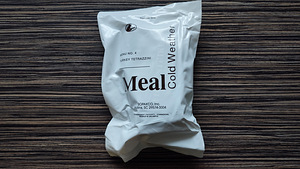 US COLD WEATHER MRE сухпаек (1 фото из 1)