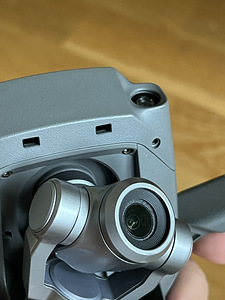 DJI MAVIC 2 zoom + fly more combo (4 foto / 6)