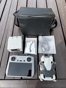 DJI Mini 4 Pro + DJI RC 2 (1 foto / 4)