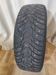 Nokian Hakkapeliitta 8 naastud, 175/65 R15 (3 foto / 7)