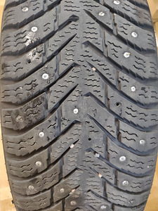 Nokian Hakkapeliitta 8 naastud, 175/65 R15 (7 foto / 7)