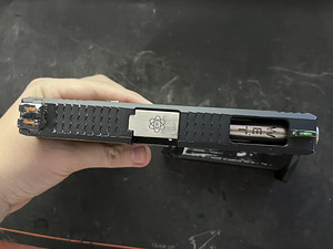 Airsoft Glock 17 (5 фото из 5)