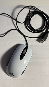 Б/у мышь Steelseries Kinzu V3 (белая) (1 фото из 3)