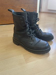 Eritellimusena pärisnahast saapad s42 (1 foto / 2)