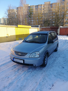 Kia Carens vahetada või müüa (5 foto / 5)