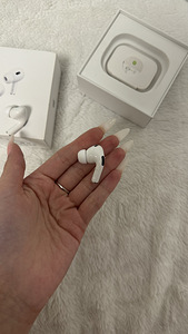 Airpods Pro 2ND Generation 2 kõrvaklappi (3 foto / 7)